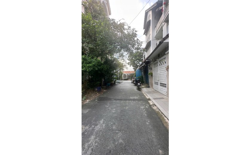 Nhà góc 2 mặt tiền đường 9 An Khánh, Quận 2 – gần chợ, giá 14,5 tỷ